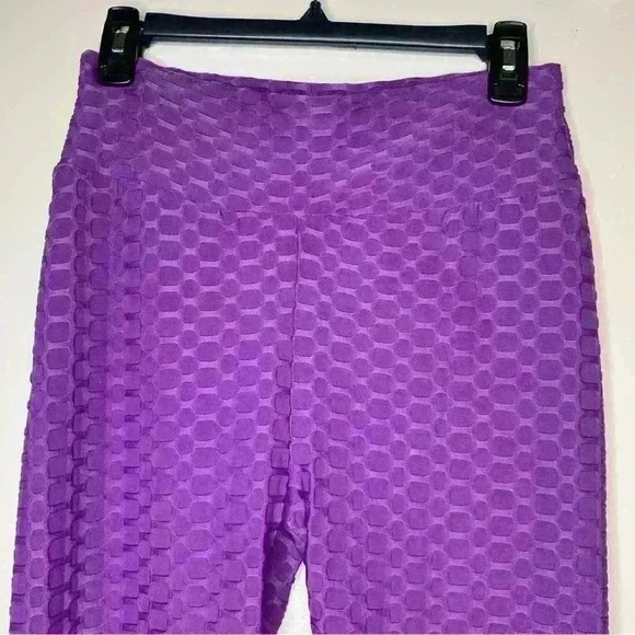 New Mix workout set. Tank top and Long tights with booty scrunch. - Picture 7 of 8